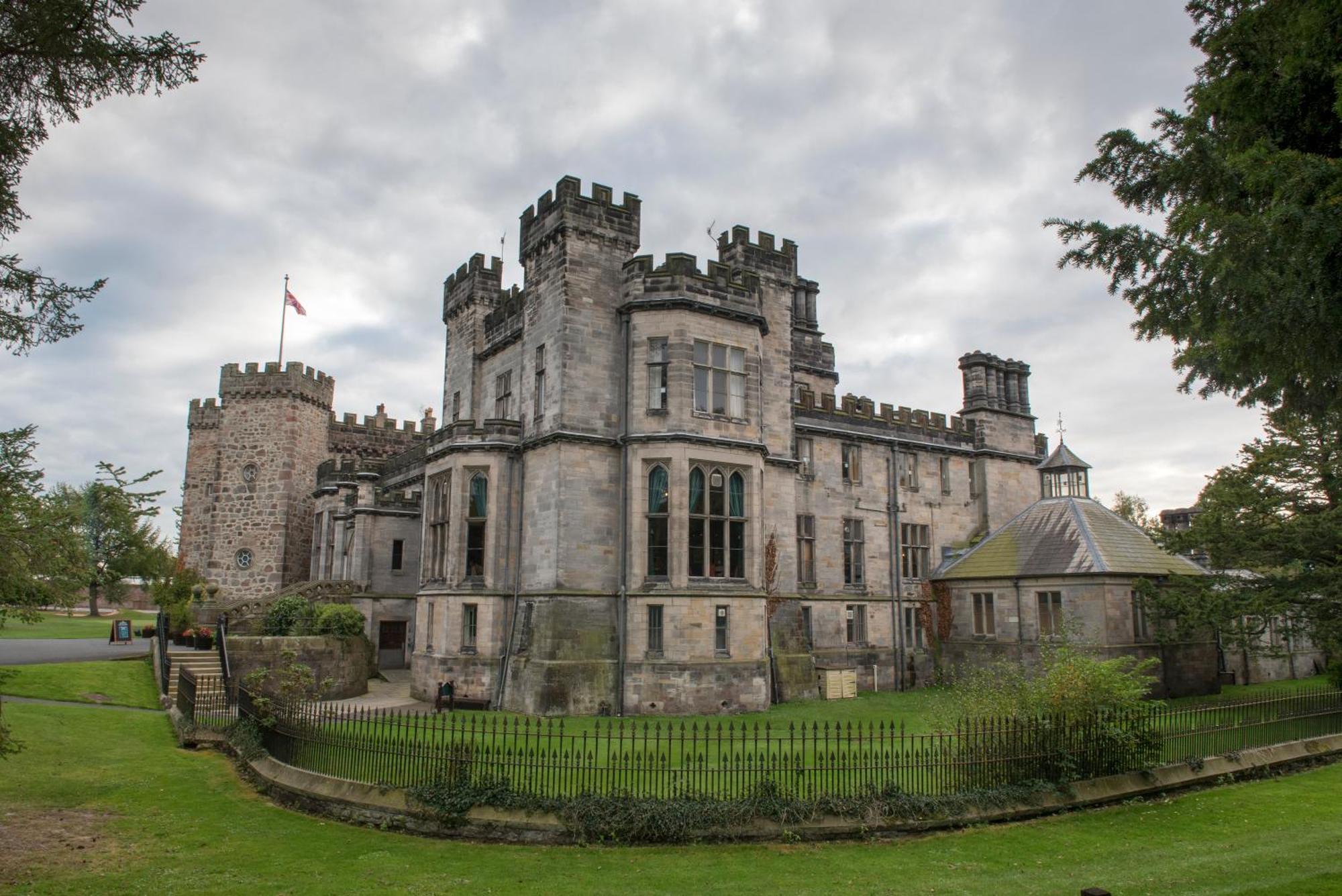 Ashton Hall At Lancaster Golf Club 外观 照片